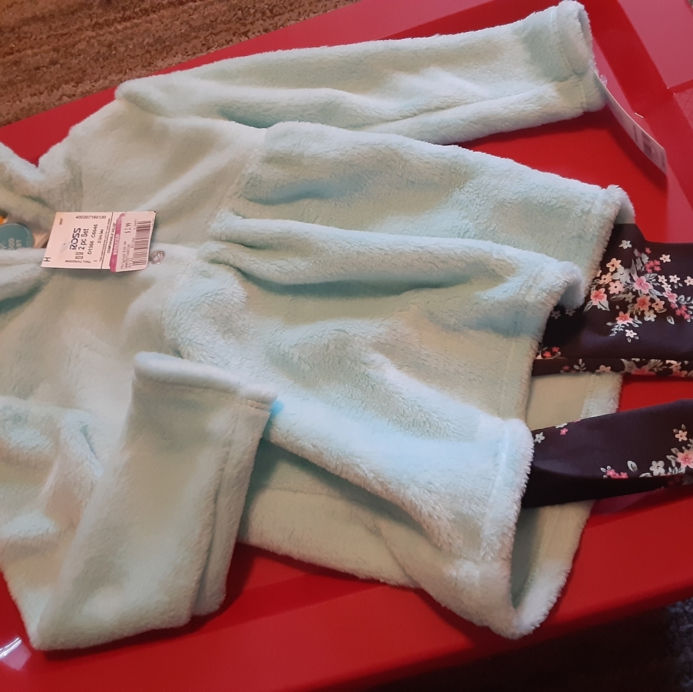 A cute pant set